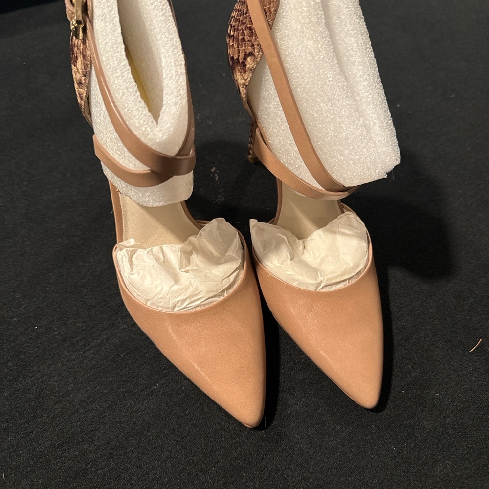 Heels - Picture 2 of 2